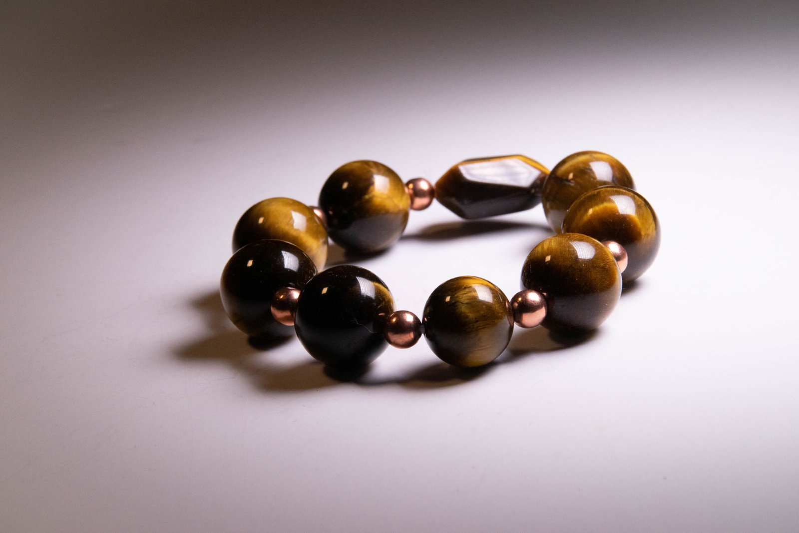 Stargate Jewelers™ Tiger’s Eye Bracelet