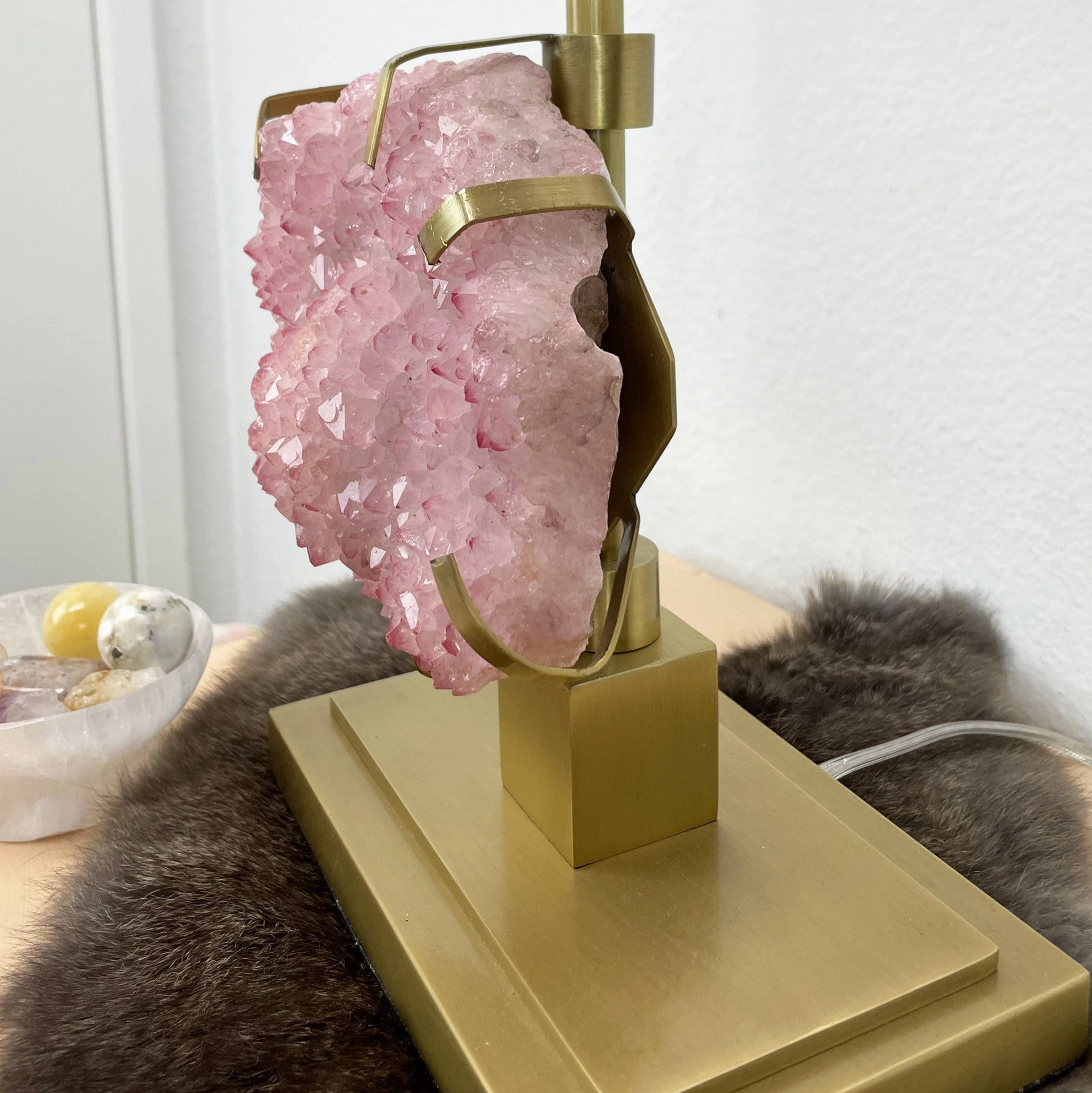 Rose Radiance Crystal Lamp