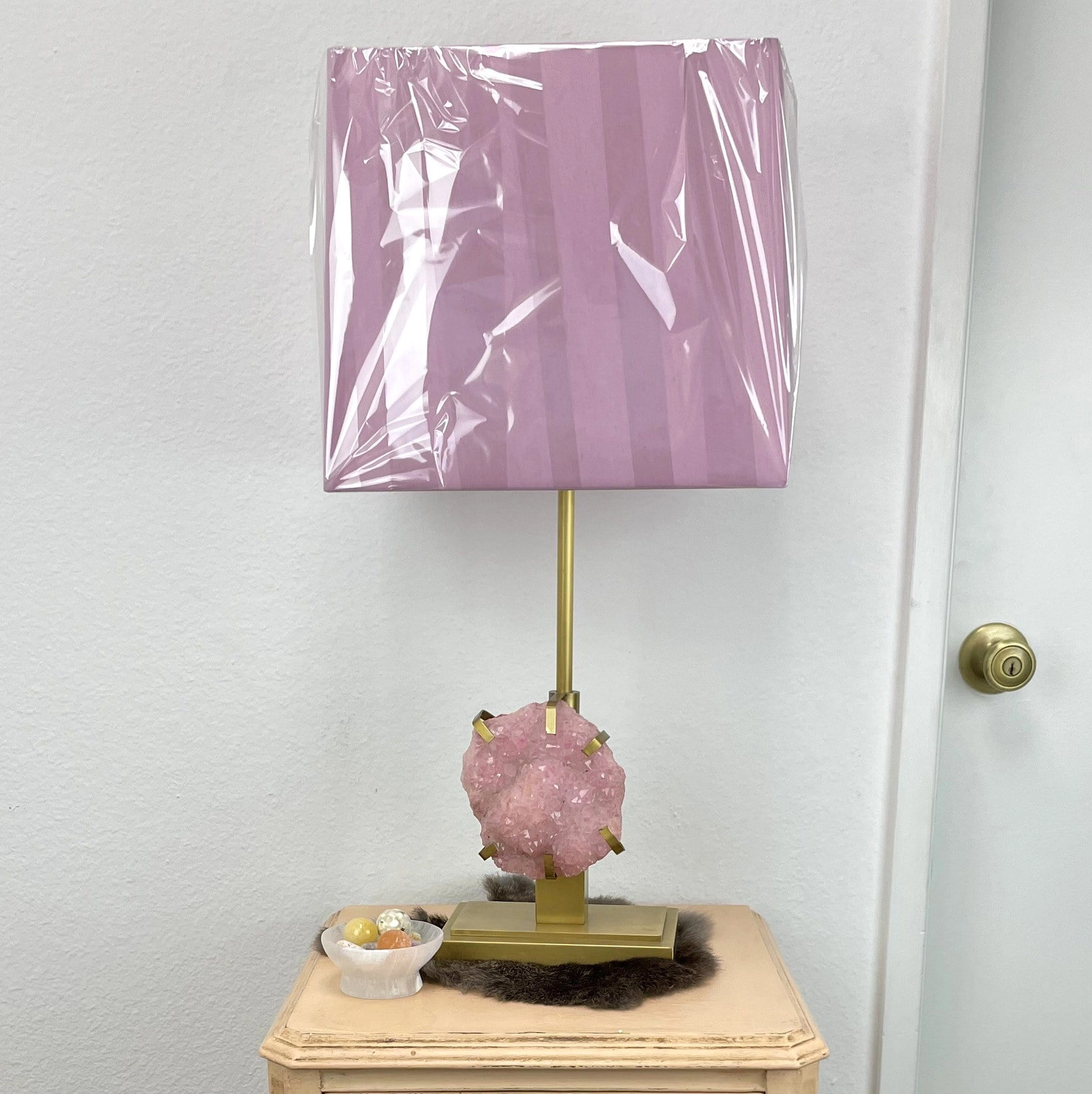 Rose Radiance Crystal Lamp